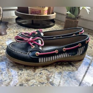 Sperry topsiders; navy seersucker and pink detail